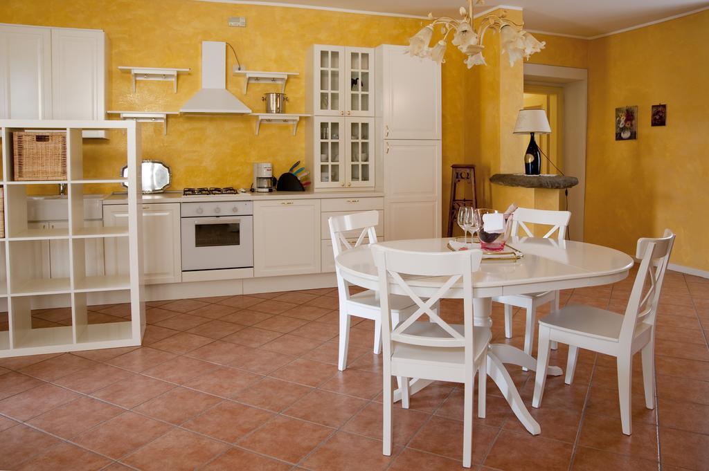Villa Gradoni Monticelli Brusati Exteriör bild